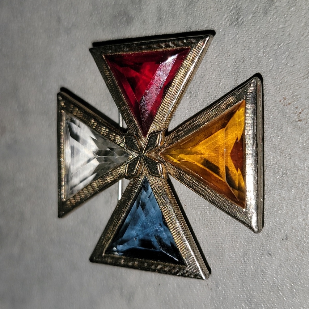 Vintage brooch 1960